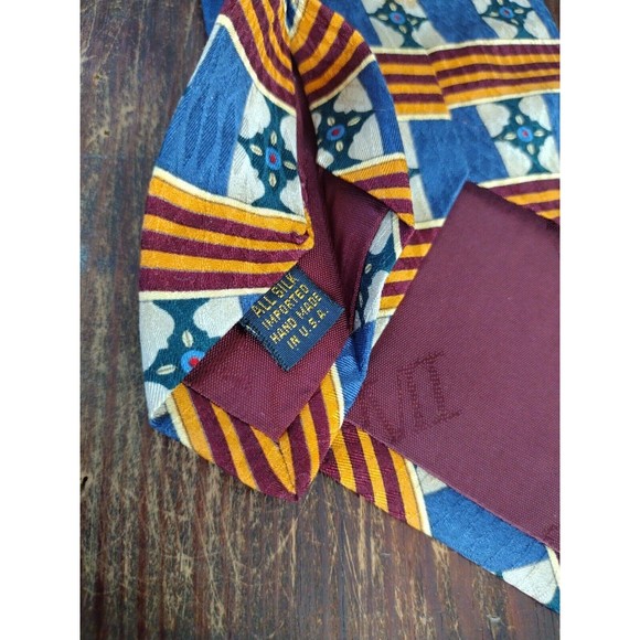 100% Silk Necktie Made USA Blue Cream Orange Red Geometric Stripe XMI Me… - Picture 3 of 11